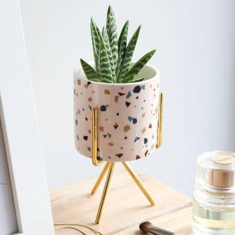 Cache pot Terrazzo sur pied doré - Autours Madame